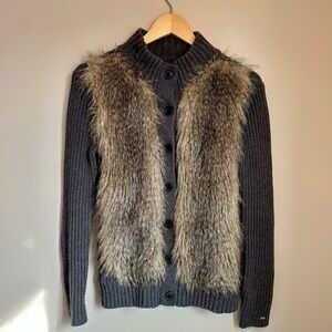 Tommy Hilfiger Faux Fur Trim Button Front Sweater | Gray Ribbed Knit | Women’s S